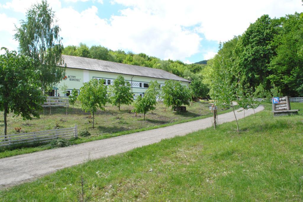 Activ Parc Hotel Negresti Екстериор снимка