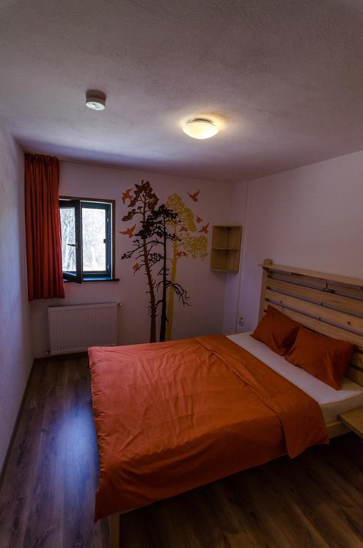 Activ Parc Hotel Negresti Екстериор снимка