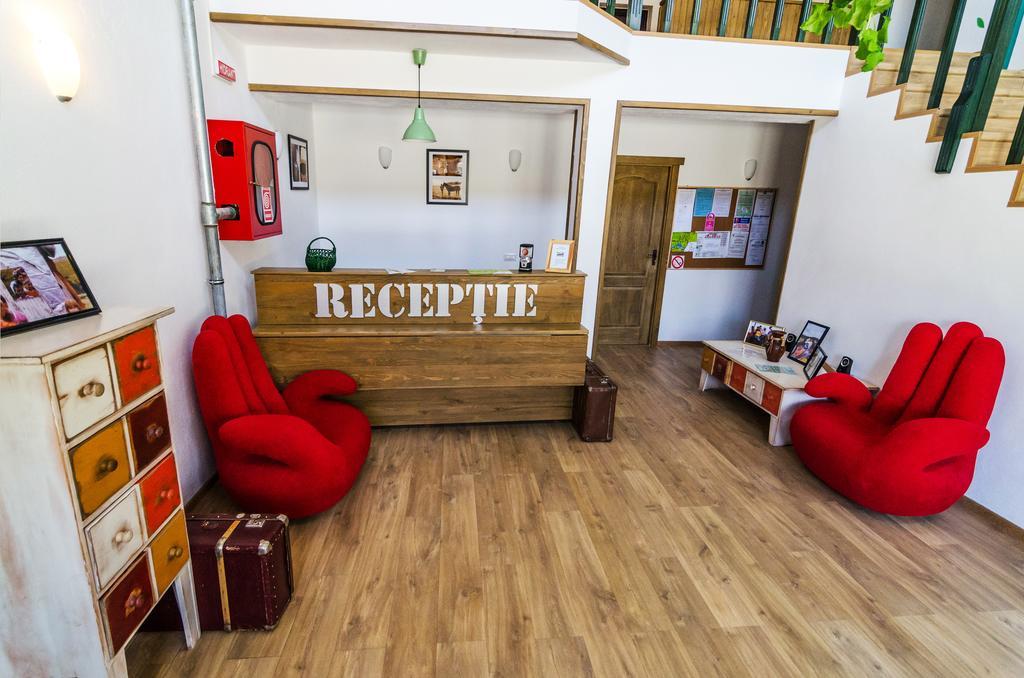 Activ Parc Hotel Negresti Екстериор снимка
